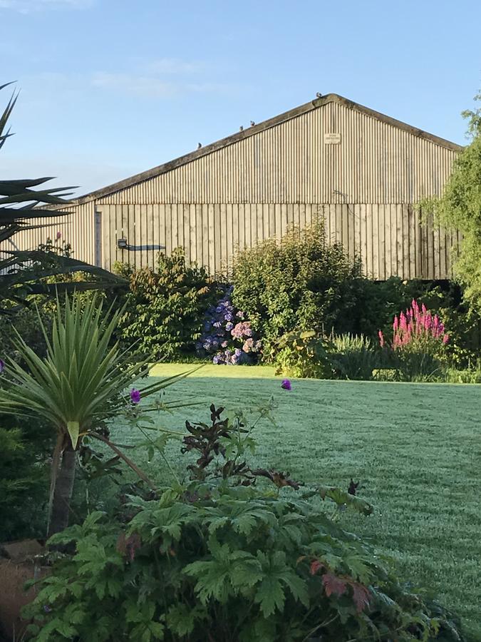 Treveighan Farmhouse Saint Teath Exterior photo
